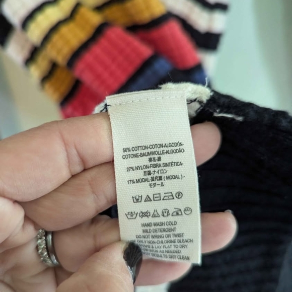 Colorful Striped V-Neck Dress - Picture 4 of 6